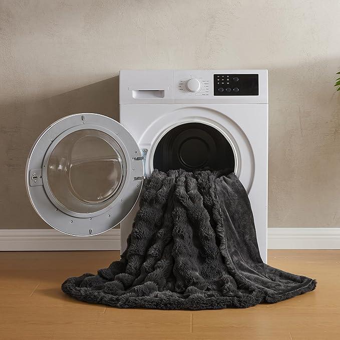 JELLYMONI Faux Fur Throw Blanket, Dark Grey Cozy Plush Bubble Bed Blanket, Thick and Warm, Queen (90
