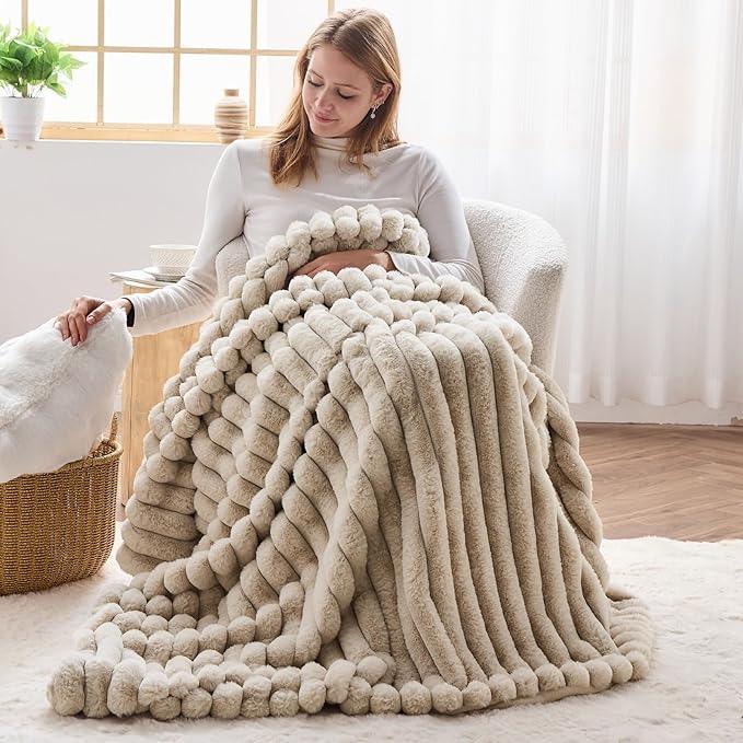 NEWCOSPLAY Faux Fur Throw Blanket Linen 3D Ribbed Plush Thick Warm Blanket for Couch Sofa Bed 850GSM (Linen Ribbed, Throw(50