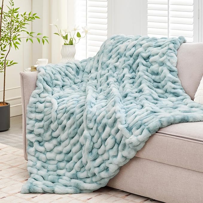 Ultra Soft Luxury Faux Fur Throw Blanket for Counch,Fuzzy Fluffy Plush Warm Cozy Elegant Wrinkled Blanket for Sofa Bedroom Living Room,（50