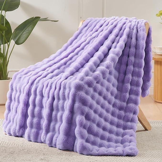 NEWCOSPLAY Faux Fur Twin Blanket Lavender Bubble Blanket Thick Warm Soft for Couch Sofa Bed 550GSM (Lavender, Twin(60