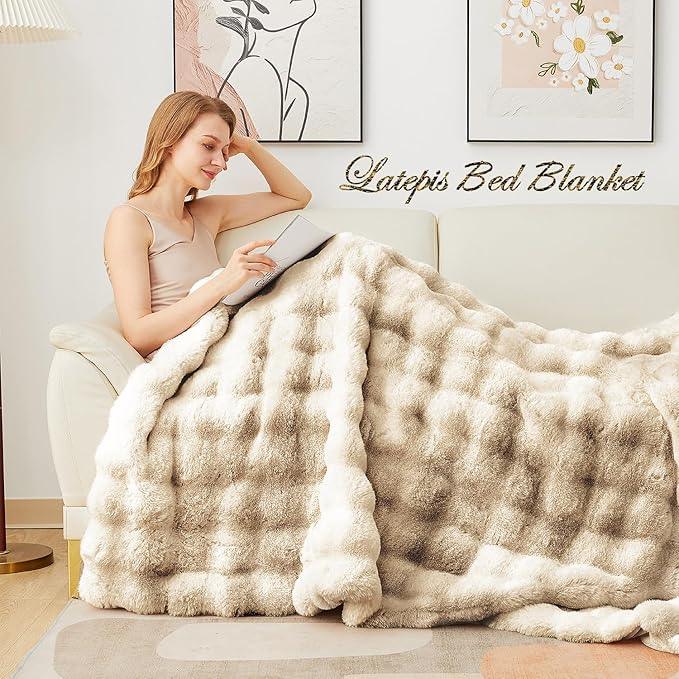 Latepis Soft Luxury Faux Fur Bubble Blanket, Thick Warm Cozy Throw Blanket for Couch, Plush Fluffy Blanket for Sofa and Bedroom Women Gift, 50” x 60”, Tie-dye Camel, 860GSM