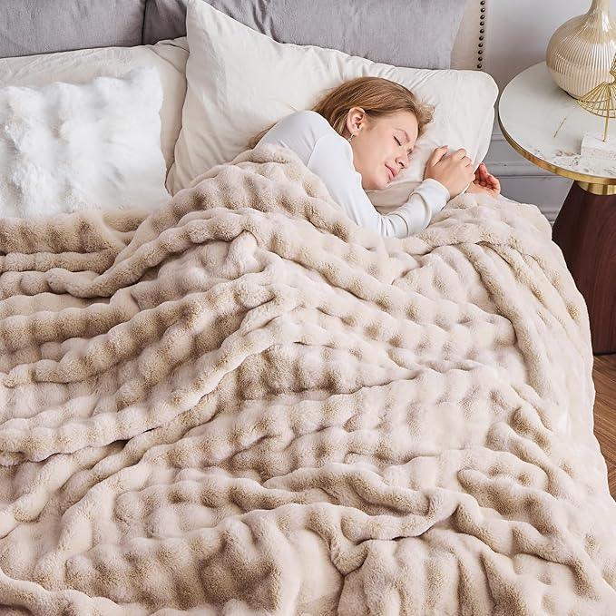 NEWCOSPLAY Faux Fur Throw Blanket Linen Bubble Blanket Thick Warm Soft for Couch Sofa Bed 550GSM (Linen, Throw(50