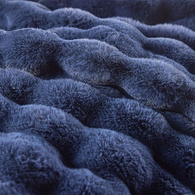 BENVWE Fluffy Faux Fur Throw Blanket for Couch, Soft Plush Thick Cozy Fuzzy Luxury Minky Bubble Blanket for Home Living Room Decor Gift for Women, Navy Blue, 51