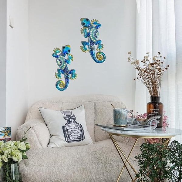 HONGLAND Metal Gecko Wall Art 2Pcs Outdoor Wall Decor Lizard Metal Hanging Wall Decoration Glass Sculpture for Garden Yard Patio Fence Home (Blue)