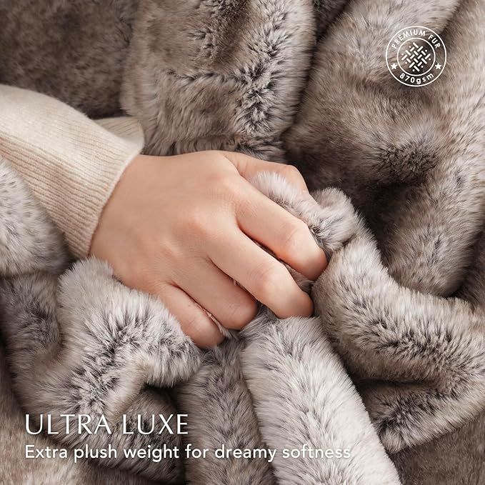 Ultra Soft Luxury Fluffy Mink Faux Fur Throw Blanket, Thick Warm Fall Winter Blankets for Bed, Couch, Cozy Plush Reversible Blanket for Chair, Sofa (Ombré Hazel Brown, 50