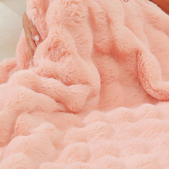 RYNGHIPY Faux Fur Bed Blankets Fluffy Warm Throw Blanket for Sofa Couch Soft Plush Decorative Blanket Thick and Heavy Cute Bubble Furry Blanket (Blush, 51''x63'')