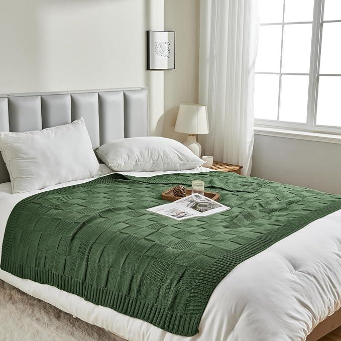 CozeCube Knit Throw Blanket,Christmas Green Checkered Bedroom Blanket for Couch,Soft Cozy Warm Knitted Blanket for Bed Sofa Living Room,Decorative Spring Fall Throw Blanket 50
