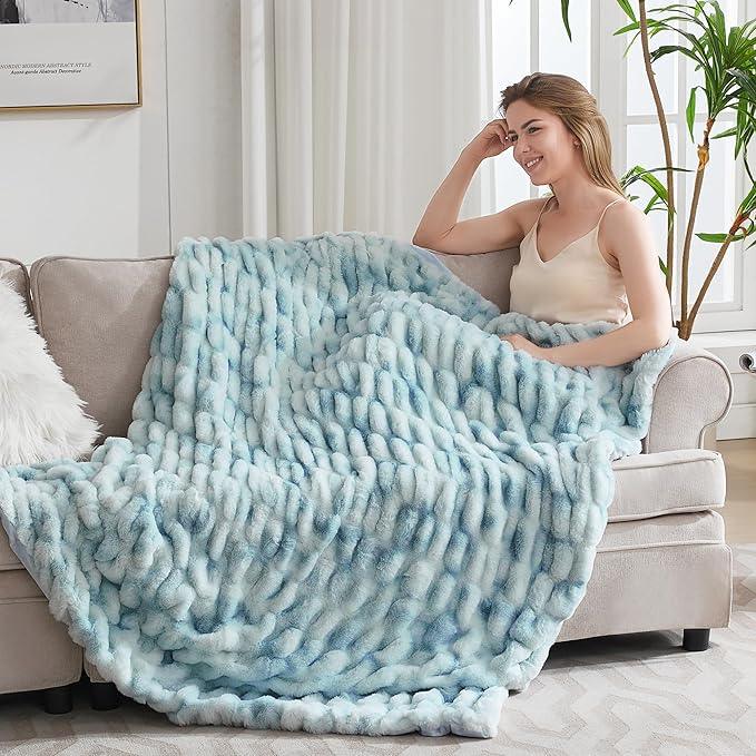 Ultra Soft Luxury Faux Fur Throw Blanket for Counch,Fuzzy Fluffy Plush Warm Cozy Elegant Wrinkled Blanket for Sofa Bedroom Living Room,（50