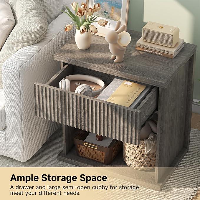 Fluted Nightstand Set of 2, 22.8