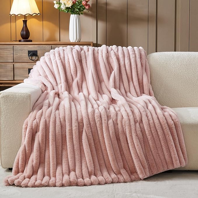 NEWCOSPLAY Faux Fur Throw Blanket Pink 3D Ribbed Plush Thick Warm Blanket for Couch Sofa Bed 850GSM (Pink Ribbed, Throw(50