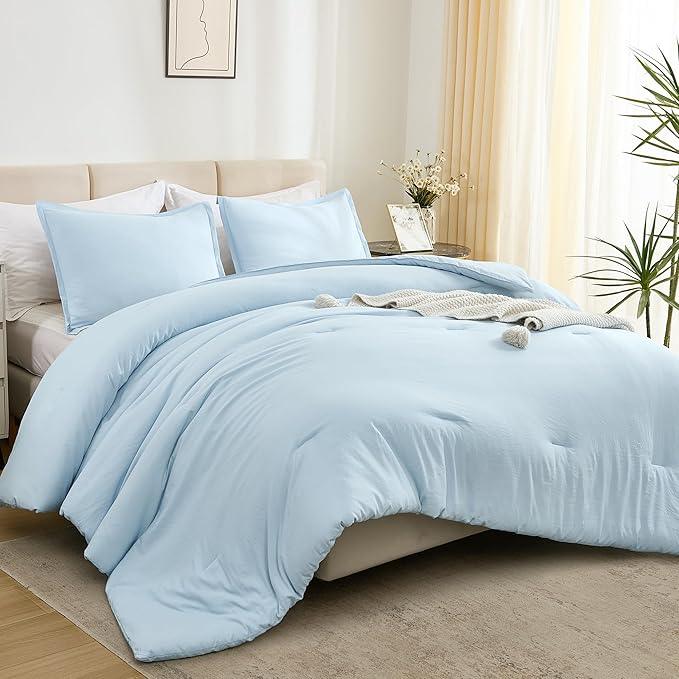 Litanika Comforters Light Blue King Size, 3 Pieces Lightweight Solid Bedding Comforter Set, All Season Fluffy Bed Set (104x90In Comforter & 2 Pillowcases)