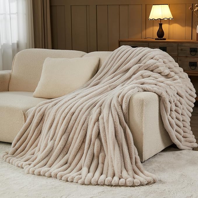 NEWCOSPLAY Faux Fur Throw Blanket Linen 3D Ribbed Plush Thick Warm Blanket for Couch Sofa Bed 850GSM (Linen Ribbed, Throw(50