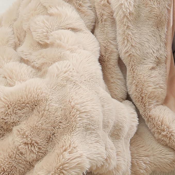 RYNGHIPY Faux Fur Blanket Fluffy Warm Throw Blanket for Sofa Couch Decorative Bed Blanket for Bedroom Living Room Bubble Blanket (Camel, 63''x79'')