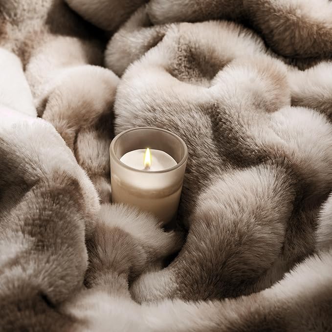 Touchat Luxury 1000GSM Rabbit Faux Fur Blanket, Super Heavy Warm Cozy Brown Blankets for Couch Bed Sofa, Ruched Plush Fuzzy Elegant Soft Reversible Mink Blanket for Living Room Bedroom, 60