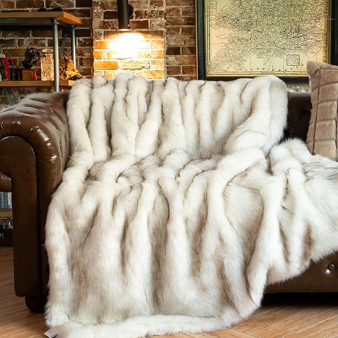 BATTILO HOME Luxury Ivory White Faux Fur Throw Blanket for Bed, Extra Large Super Soft Fluffy Cozy Fall Thick Warm Fox Fur Throw Blankets for Couch, Bed Reversible to Plush Velvet (60