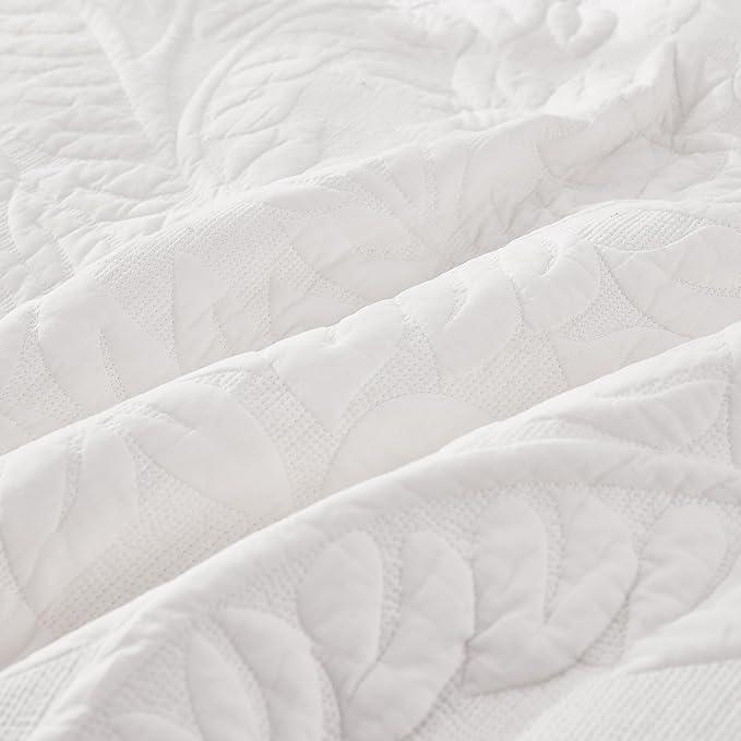 MarCielo 3-Piece 100% Cotton Oversized Bedspread Lightweight Quilt Coverlet Embroidery Farmhouse Bedding Set T0 (Bright White, Oversized King (118