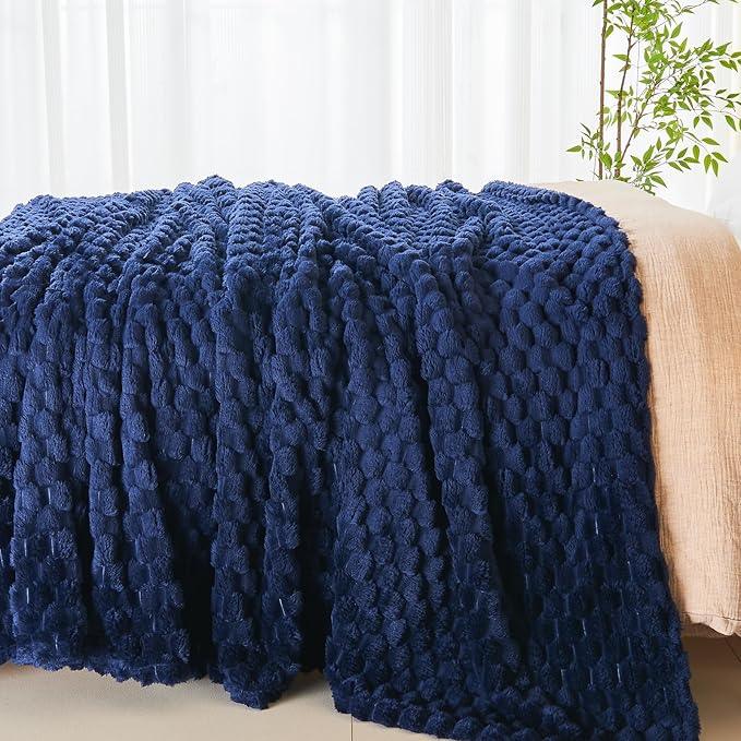 NEWCOSPLAY Super Soft King Blanket Dark Navy Premium Silky Flannel Fleece 3D Clouds Stylish Jacquard Lightweight Bed Blanket All Season Use 350GSM (Dark Navy, King(90