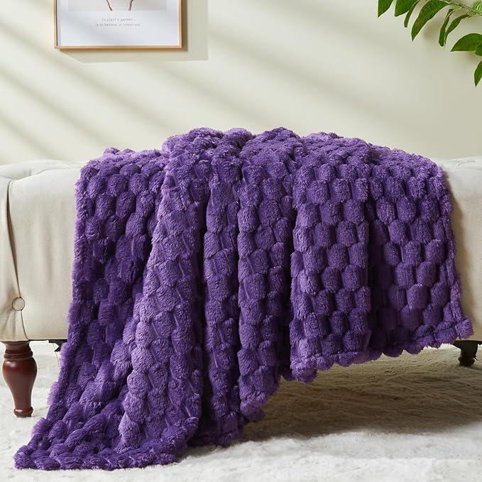 NEWCOSPLAY Super Soft King Blanket Purple Premium Silky Flannel Fleece 3D Clouds Stylish Jacquard Lightweight Bed Blanket All Season Use 350GSM (Purple, King(90