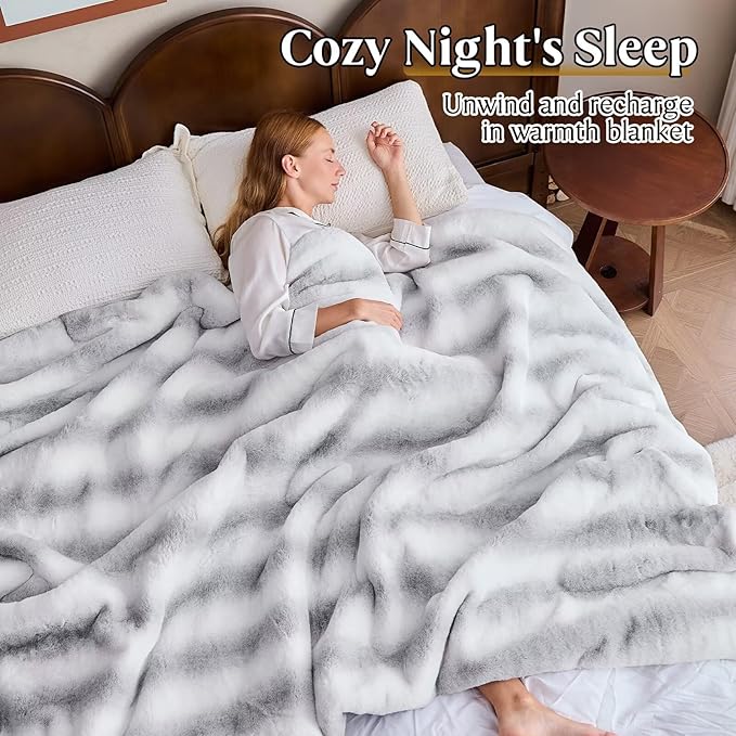 Luxury Faux Fur Blanket - Soft Warm Plush Blankets for Couch Sofa Bed, Fluffy Thick Throws for Bedroom, Office, Living Room, Decorative Reversible, Not Easy to shed - 70