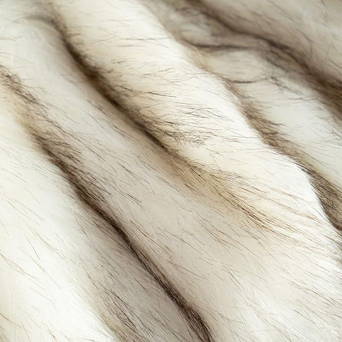 BATTILO HOME Luxury Ivory White Faux Fur Throw Blanket for Bed, Extra Large Super Soft Fluffy Cozy Fall Thick Warm Fox Fur Throw Blankets for Couch, Bed Reversible to Plush Velvet (60