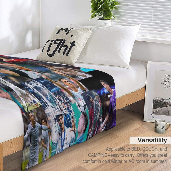 Ronaldo Collage Throw Blanket