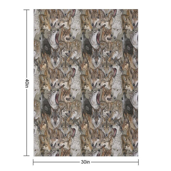 Wolves Pattern Velvety-soft Throw Blanket
