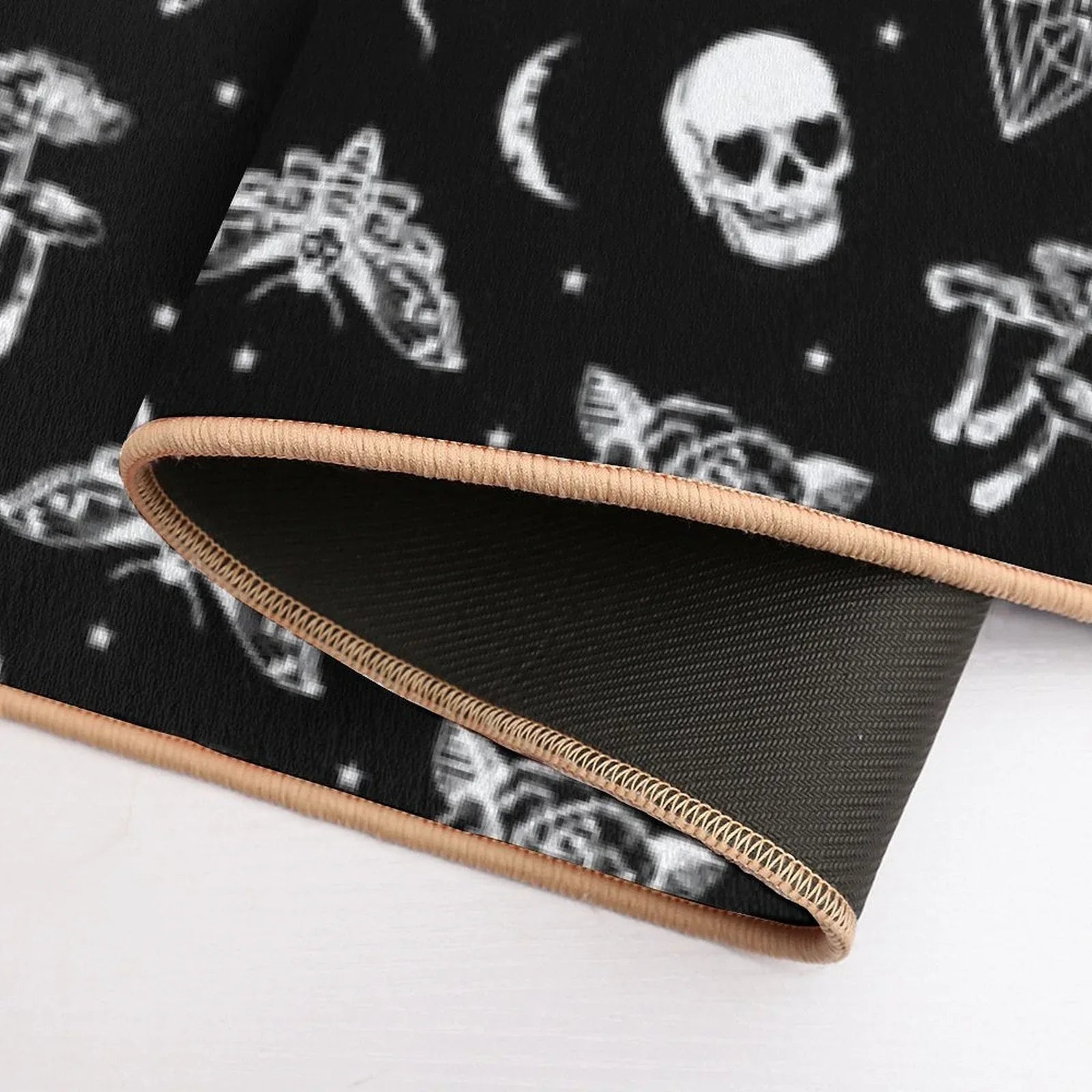 Witchcraft B&W  Repositionable Bath Mat