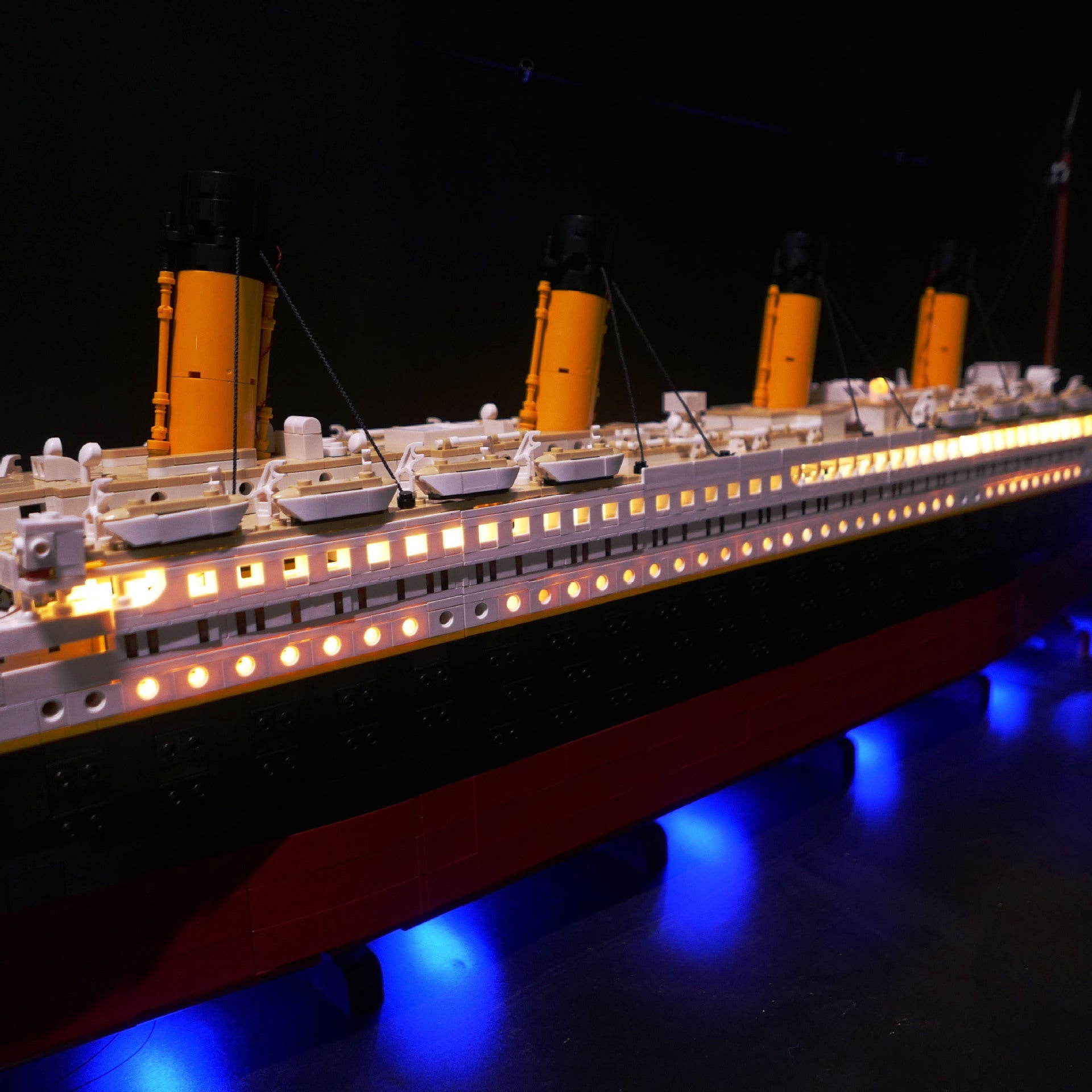 DIY building block lighting compatible with LEGO 10294 Titanic LED lights