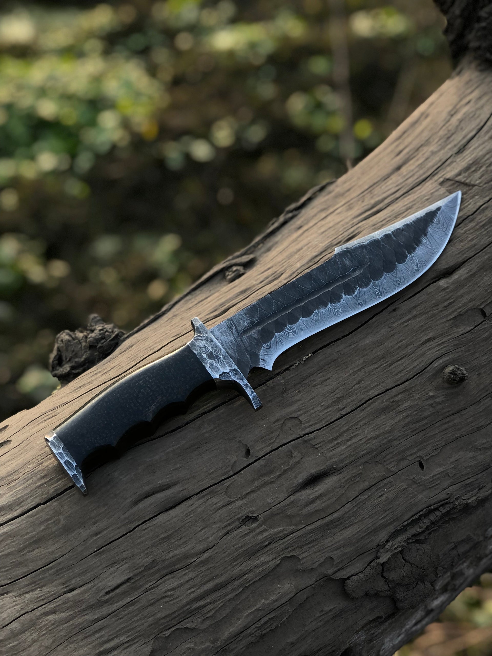 Best Bowie Knife – 13