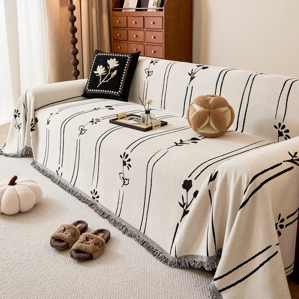 Chenille Jacquard Sofa Throw Cover with Tassel Soft Thick Couch Protector Blanket