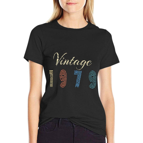 40th Birthday Gift for Men And Women Comfortable T-Shirt