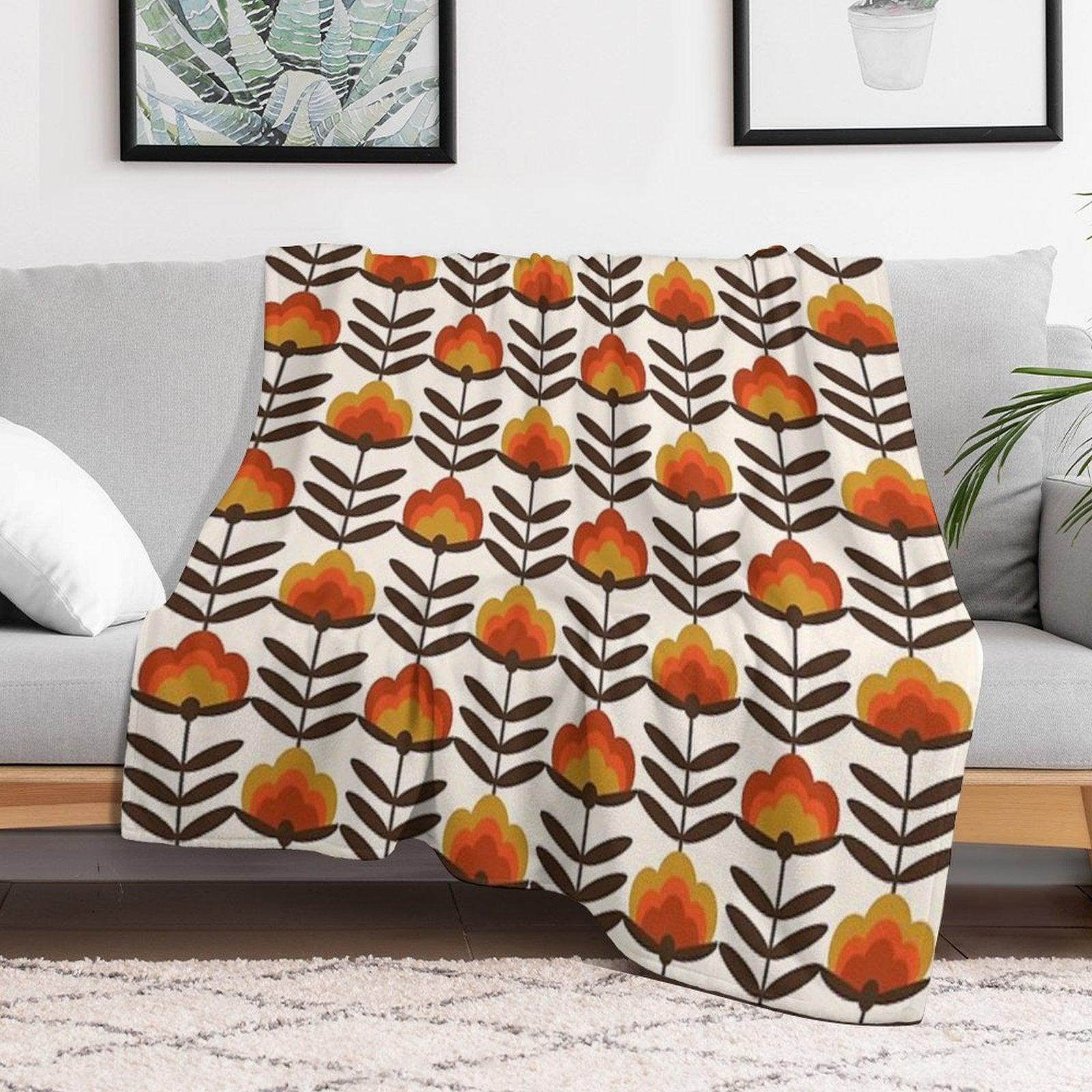 Boogie - Retro Florals Minimal Trendy 70s Style Throwback Flower Pattern Throw Blanket