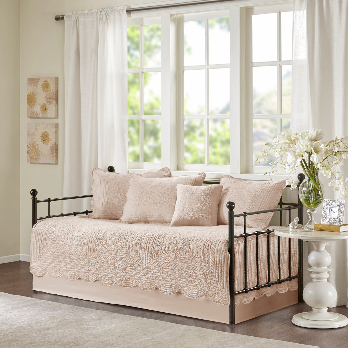 6 Piece Reversible Scalloped Edge Daybed Cover Set