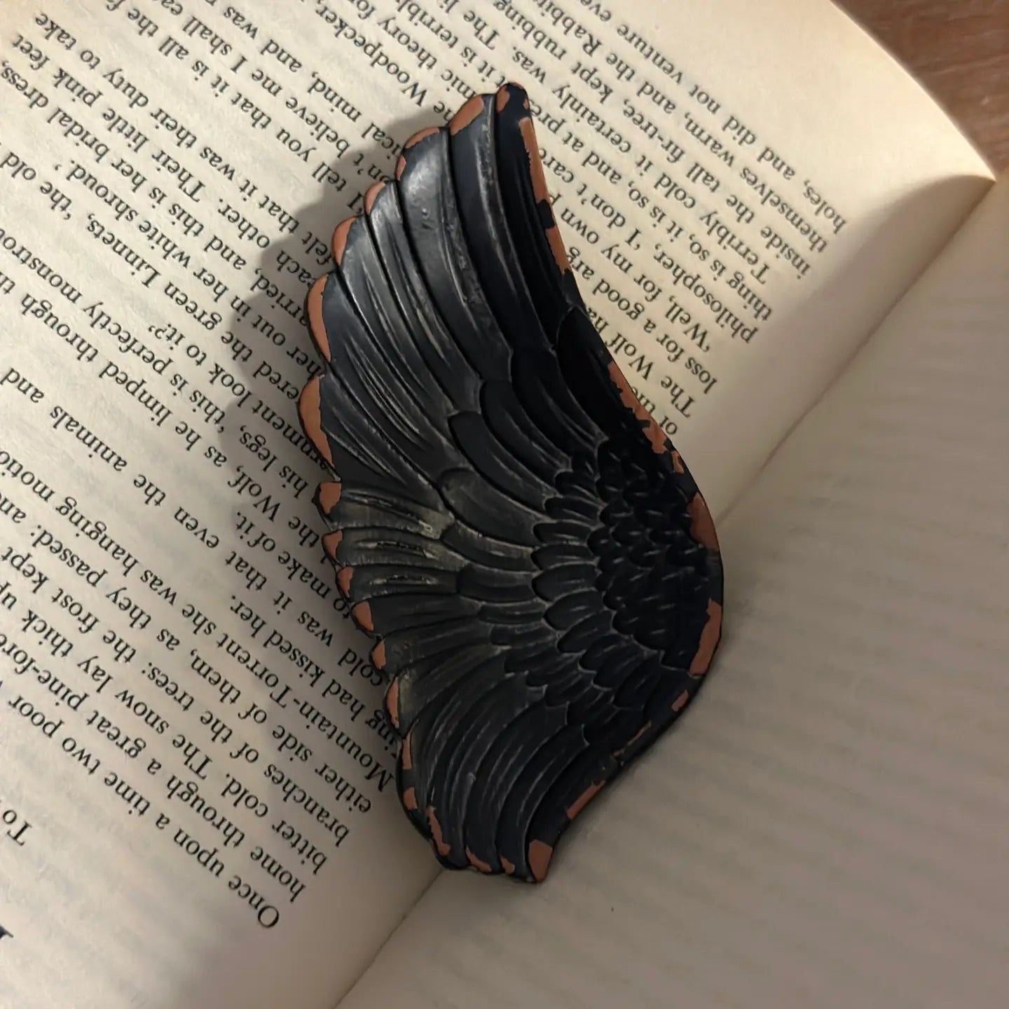 Iron Wing Tray in Rustic Black