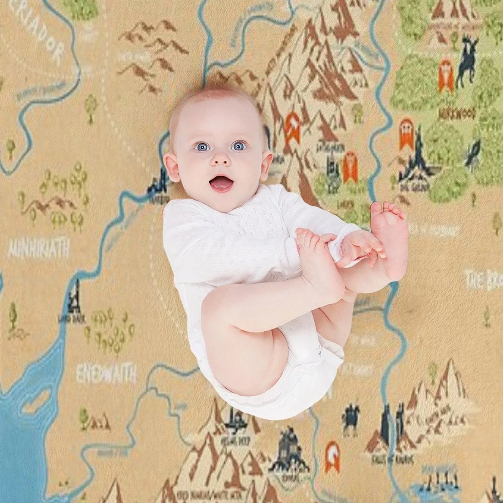 Tolkien - Middle Earth Map,  Simple Icon Illustrations Throw Blanket