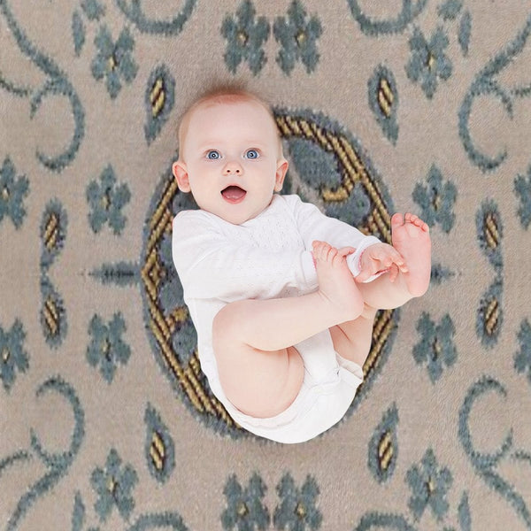 Arabian Rug Print Travel-friendly Throw Blanket