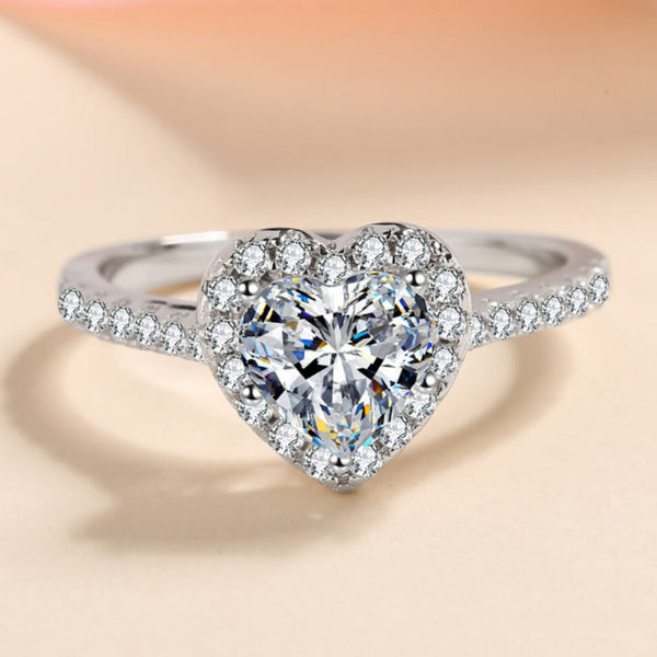 1 Carat Diamond Heart Ring