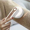 Portable Rechargeable Lint Eraser with Cleaning Brush, Effective Fabric Scraper for Furniture and Carpets, Removes Lint Balls, USB Rechargeable Electric Lint Eraser, Portable Clothing Shaver for Sweaters, Blankets, Carpets an