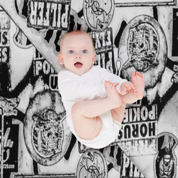 Black And White Urban Collage Print Shrink-resistant Throw Blanket