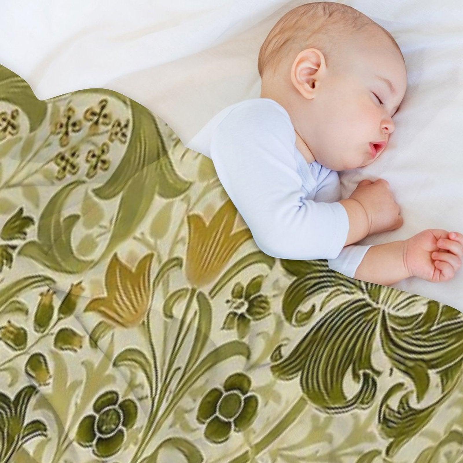 William Morris - Honeysucklea 'No,02. Throw Blanket