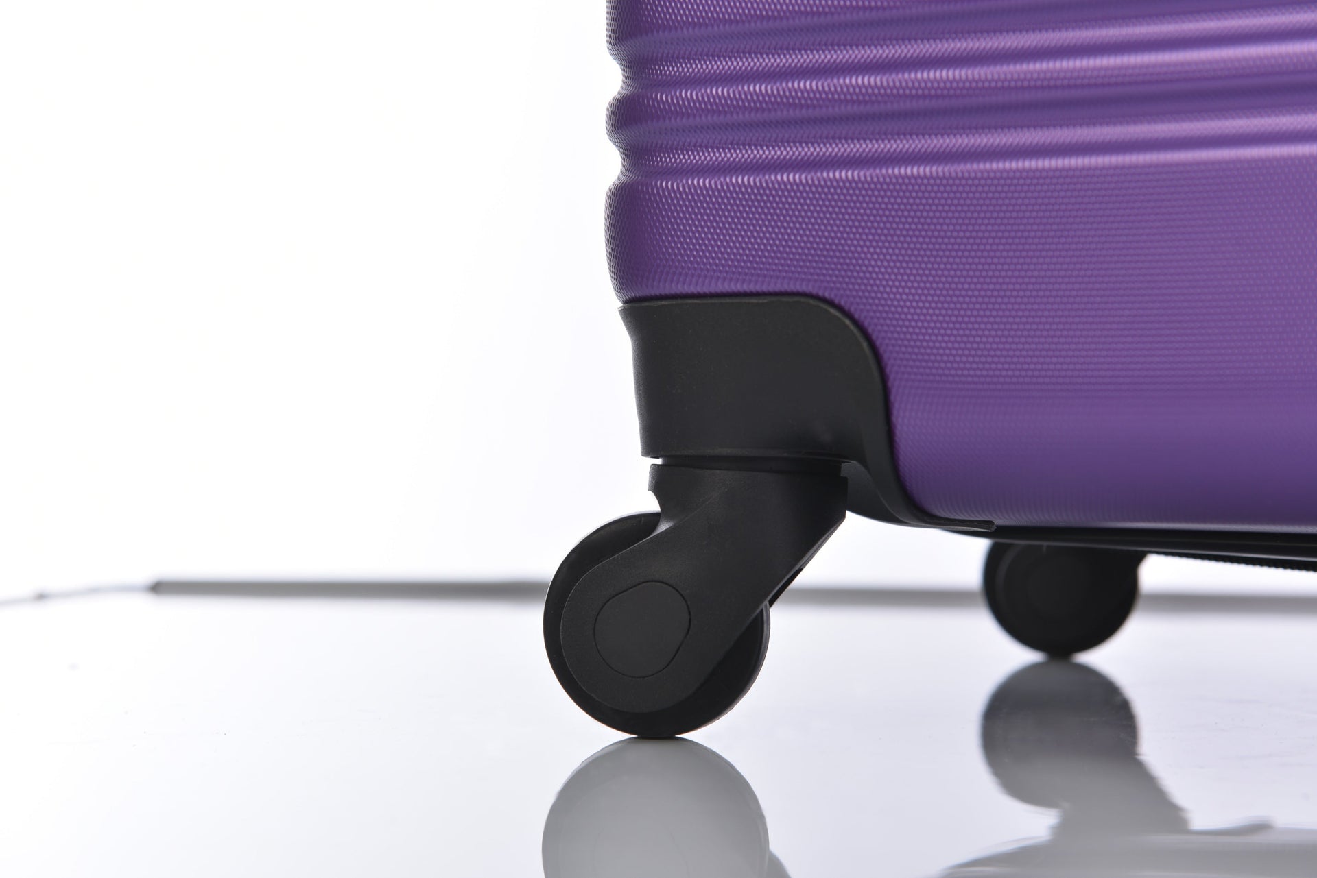 3 Piece Luggage Set Hardside Spinner Suitcase with TSA Lock 20' 24' 28' Available