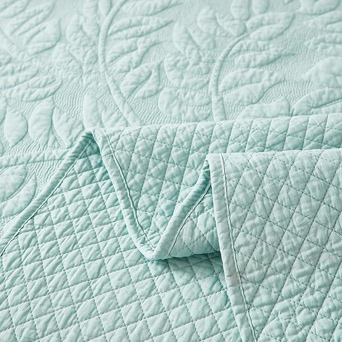 MarCielo 3-Piece 100% Cotton Oversized Bedspread Lightweight Quilt Coverlet Embroidery Farmhouse Bedding Set T0 (Aruba Blue, Twin (68