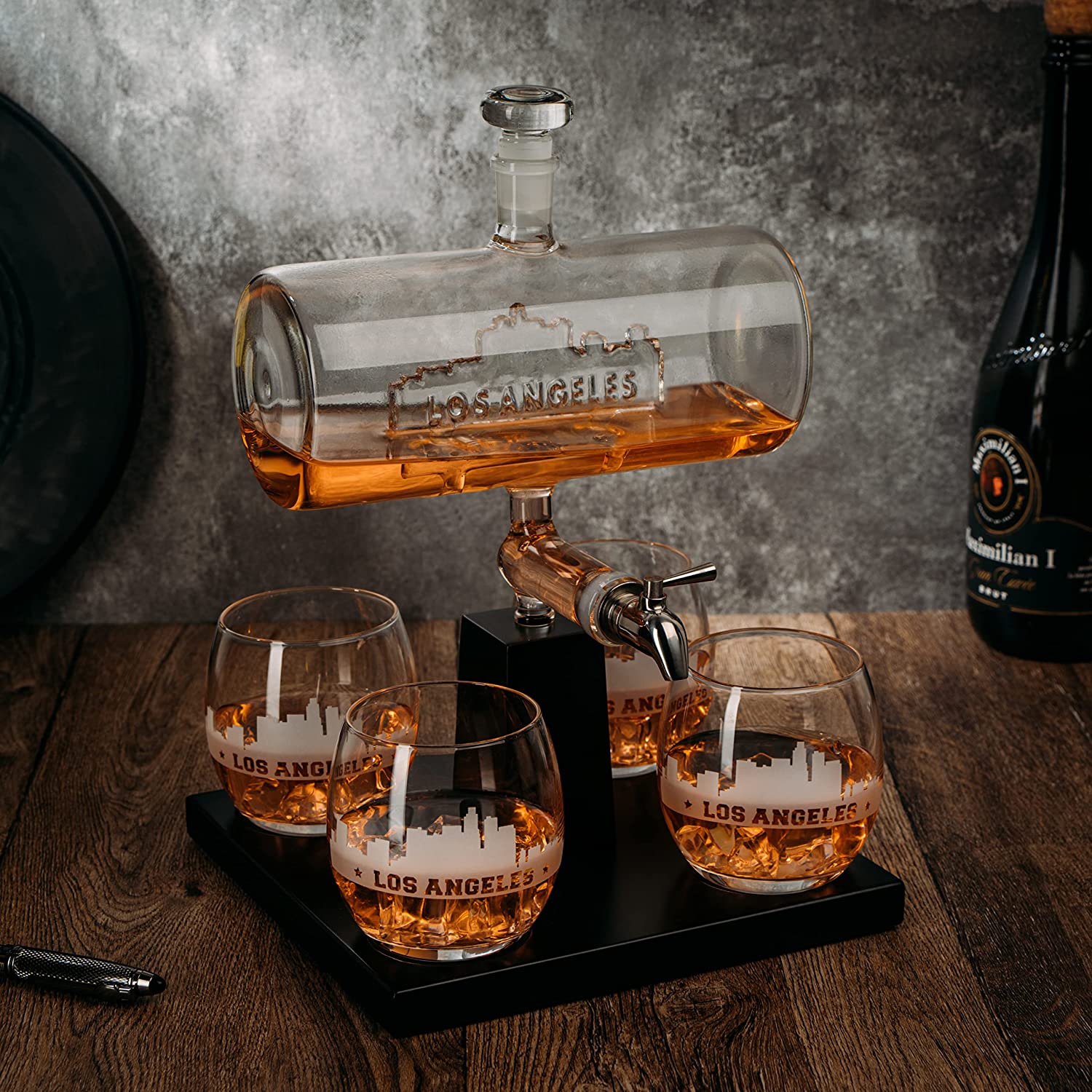 Wine & Whiskey Decanter Set 1100ml by The Wine Savant with 4 Whiskey Glasses, Drink Dispenser Scotch, Bourbon, Brandy Home Office Apartment Decor, Gifts - Dallas, Memphis, New York & Los Angeles Gifts