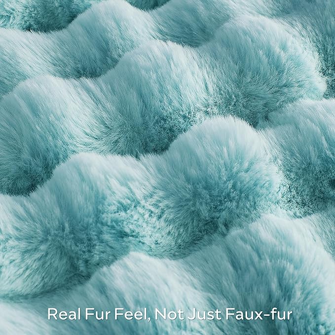 JELLYMONI Faux Fur Throw Blanket, Blue Cozy Plush Bubble Bed Blanket, Thick and Warm, Twin (60