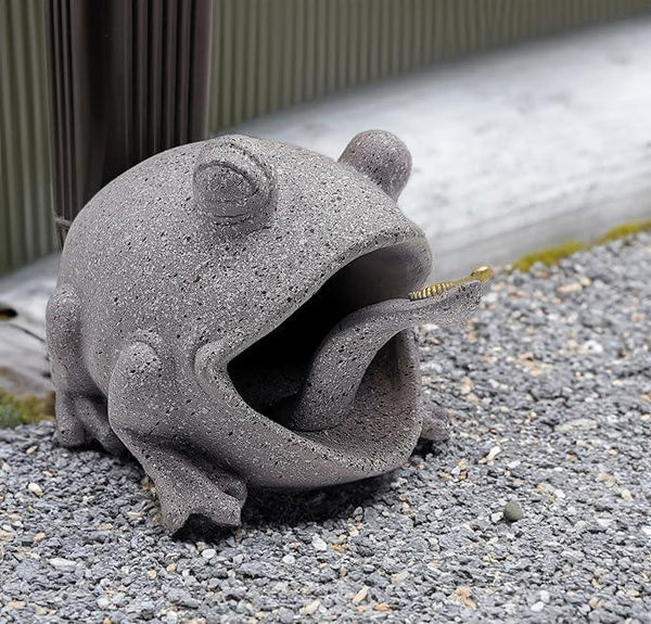Frog Statues Gutter Downspout Extension Statues Garden Decoration,Animal Resin Statue Outdoor Decor,Downspout Diverter,Decorative Gutter Extension,3