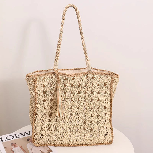 Square tassel single shoulder grass woven bag small fresh hollow handmade grass woven bag women's beach bag