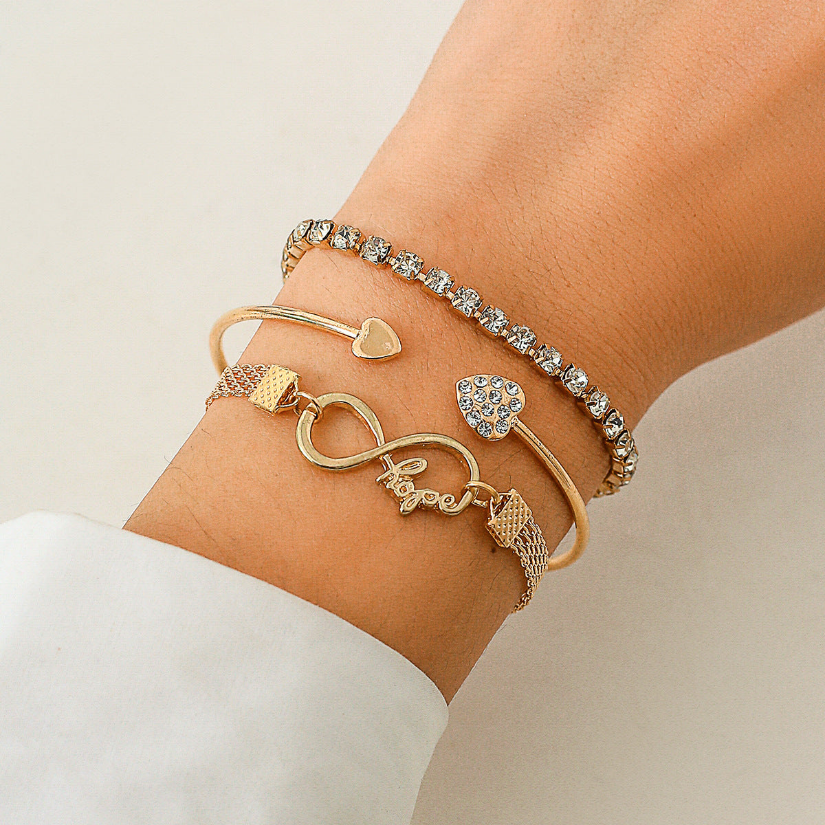 Retro heart-shaped full diamond chain 8-shaped bracelet, simple geometric rhinestone micro inlaid versatile bracelet for women