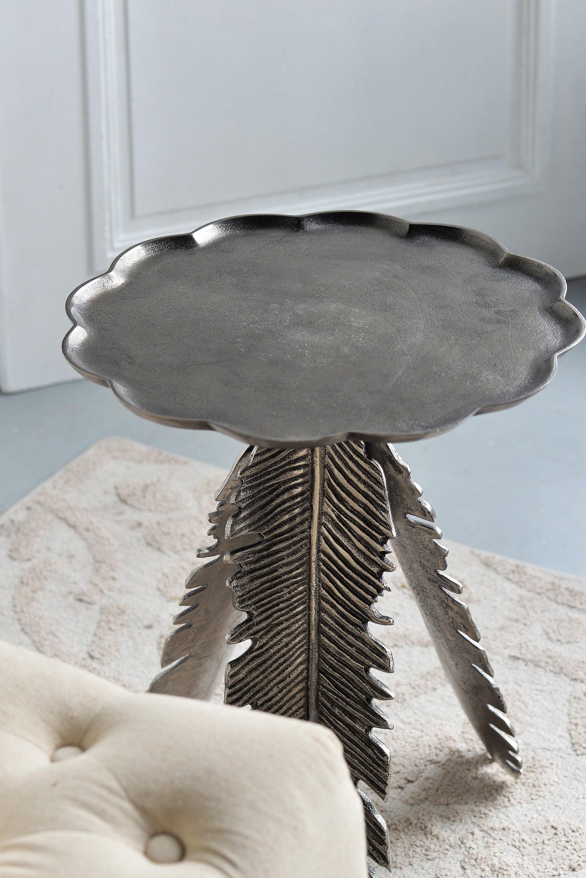 Silver Leaf Antique Aluminum Accent End Table