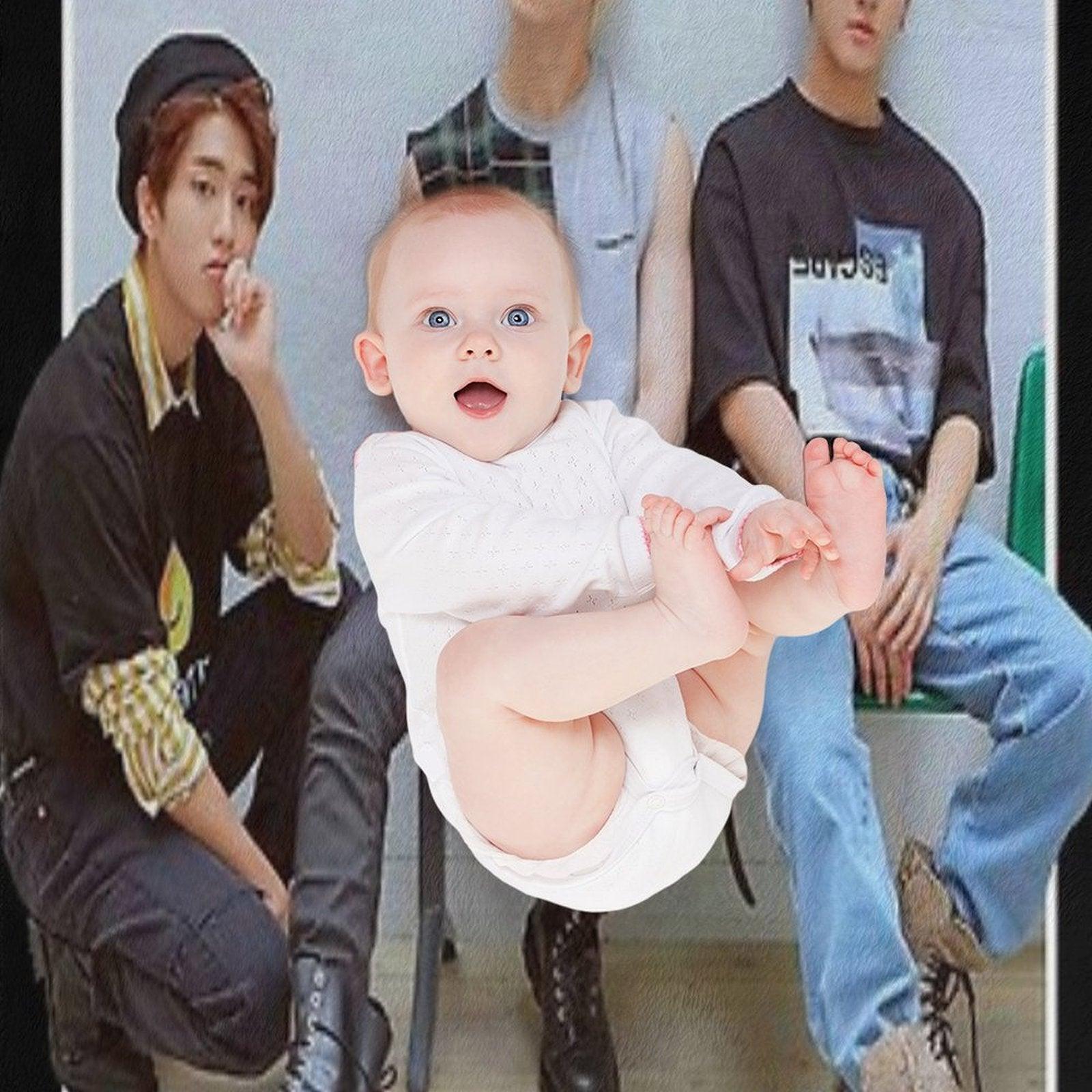 3RACHA Stray Kids Vintage Retro Band Style 90s Throw Blanket