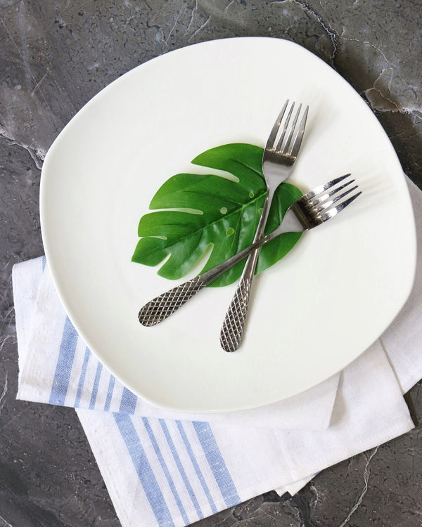 White Dinner Plate 9.75